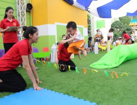 Ở NHÀ CŨNG VUI KHỎE VỚI SPARK GYM